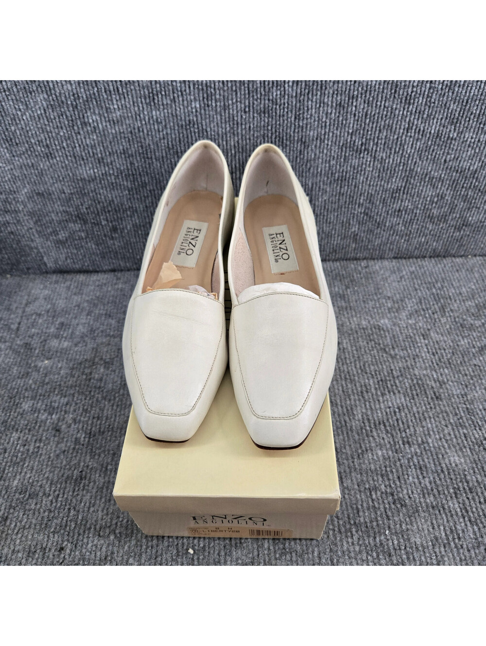 Ivory Enzo Angiolini Yo-Liberty20 Leather Loafers Womens 8N